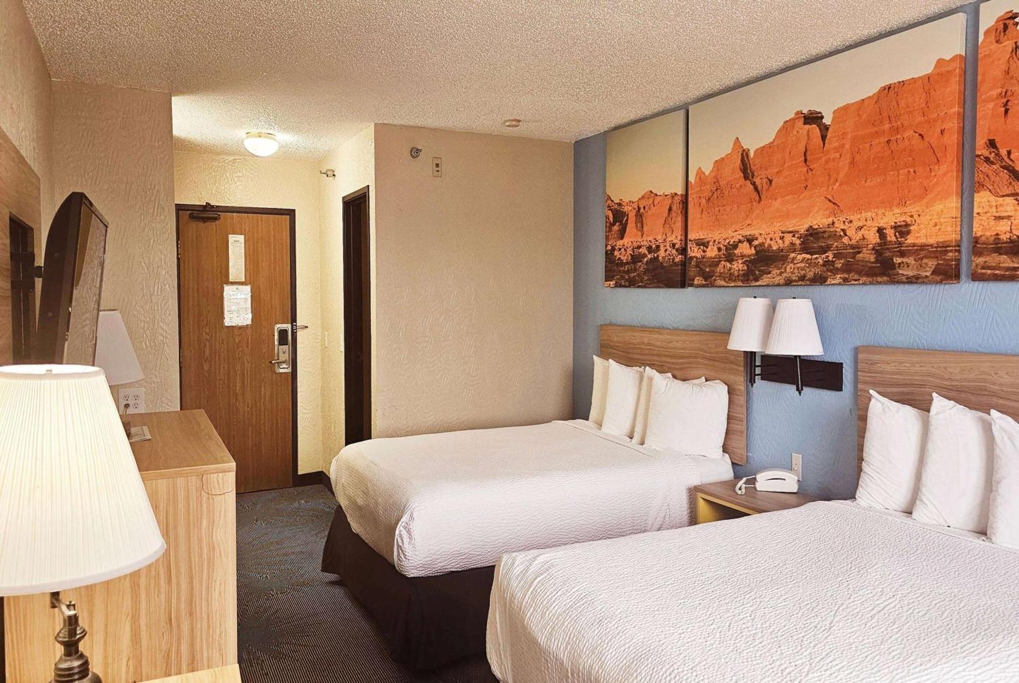 Days Inn By Wyndham Ozark Springfield מראה חיצוני תמונה